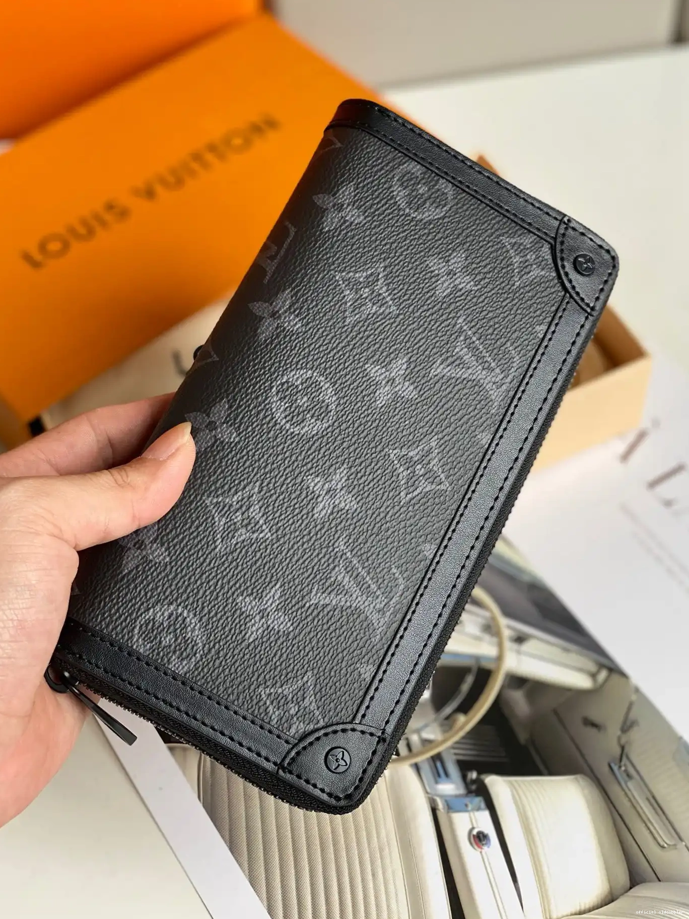 WALLET ZIPPY VUITTON TRUNK LOUIS 0526